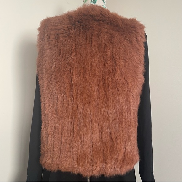 HOST PICK⭐️Ethical Lady Luxe Fur Vest 🤎NWT🤎Brown - Picture 6 of 15